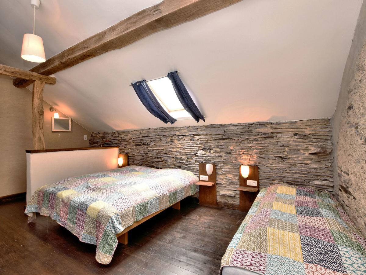 Spacious Holiday Home In Lierneux With Garden Extérieur photo
